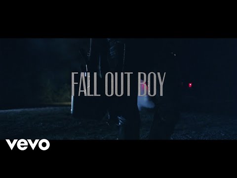 Youtube: Fall Out Boy - My Songs Know What You Did In The Dark (Light Em Up) - Part 1 of 11