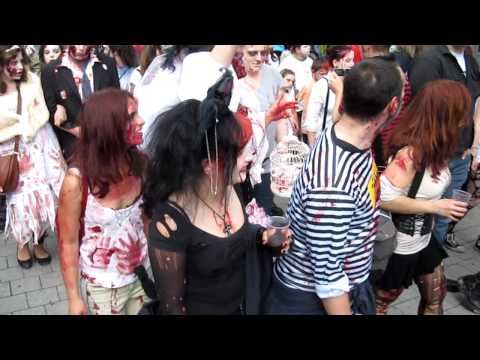 Youtube: Zombiewalk Hannover 16.07.2011 - Bahnhofstraße