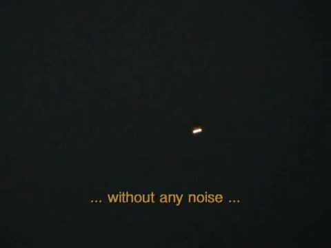 Youtube: Ufo sighting 2008-12-24 orange orb fast flight Uncut