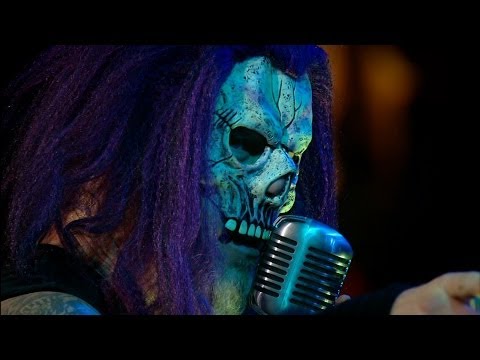 Youtube: Metallica - Seek & Destroy (Live) [Quebec Magnetic]