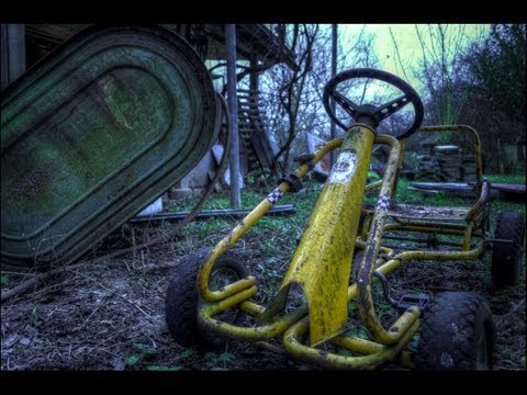 Youtube: LOST PLACES: The souvenir scurf - party shed | Deutschland (Urban Exploration HD)