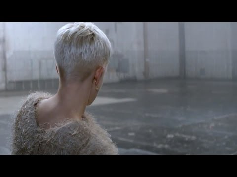 Youtube: Robyn 'Call Your Girlfriend' Official Video