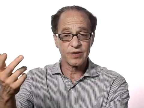 Youtube: Technologische Singularität von Ray Kurzweil erklärt