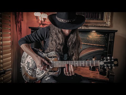 Youtube: GHOST OF THE MOUNTAIN • Dark Country Blues Slide Guitar