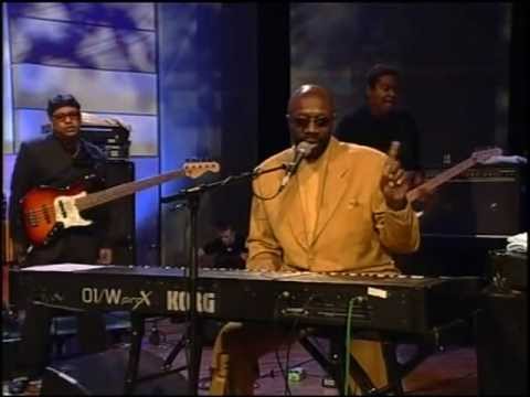 Youtube: Isaac Hayes, Live at the Jazz Open Festival Stuttgart 1997 - Shaft
