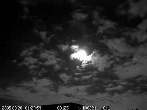 Youtube: Meteor passing through atmosphere