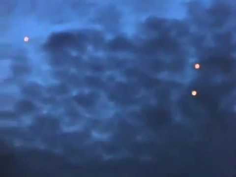 Youtube: 7 UFOs Over Poland Flying Low [Must Watch!]