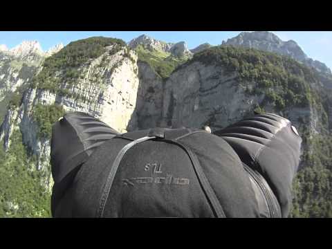 Youtube: Jeb Corliss " Grinding The Crack"