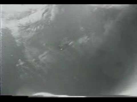Youtube: UFO footage from STS-48 mission