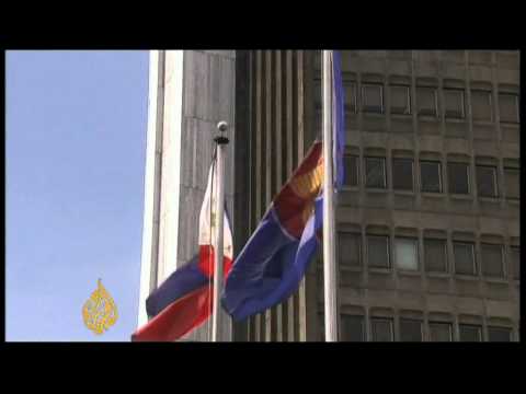 Youtube: China-Philippines in tense standoff