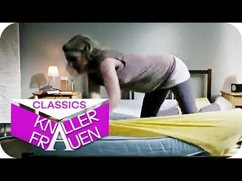 Youtube: Kampf mit dem Bett | Knallerfrauen mit Martina Hill