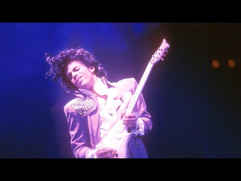 Youtube: Prince - Purple Rain (Official Video)