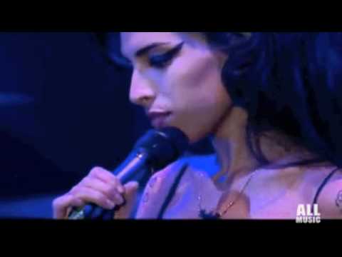 Youtube: Amy Winehouse - Back to Black amazing live performance!