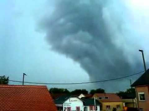 Youtube: Scary Strange Sound in Sky - Slovakia