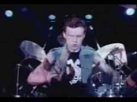 Youtube: The Clash - Should I Stay Or Should I Go?