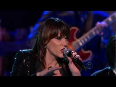 Youtube: JEFF BECK and BETH HART (in HD) - "I'd Rather Go Blind" - Buddy Guy Tribute - Kennedy Center Honors