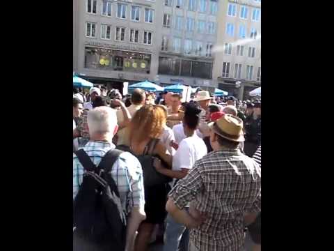 Youtube: Michael Stürzenberger Hitlergruß Die Freiheit Bayern Nazis