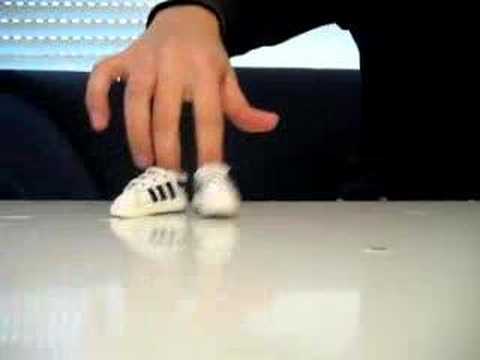 Youtube: Fingers Breakdance 2 (original)