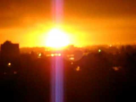 Youtube: Huge explosion in Toronto