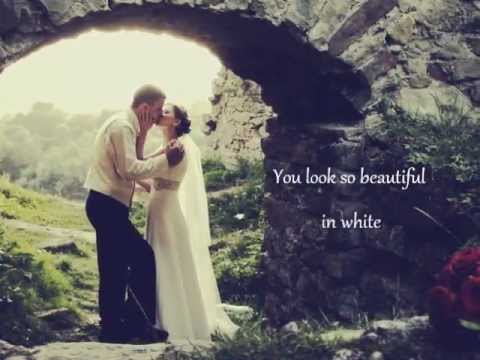 Youtube: Westlife - Beautiful in White