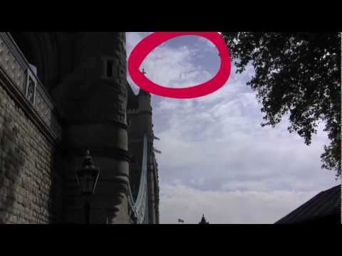 Youtube: UFO's Near Tower Bridge London June 24, 2011 -  Stunning UFO sightings 2011