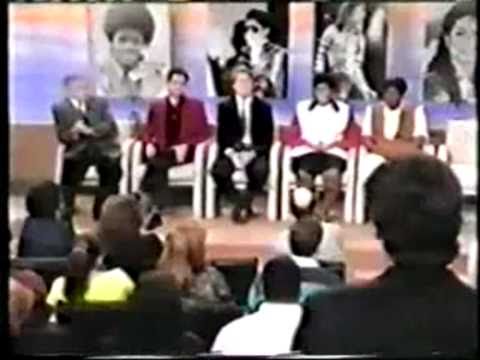 Youtube: Exclusive! The Secret about Michael Jackson's Skin Color.