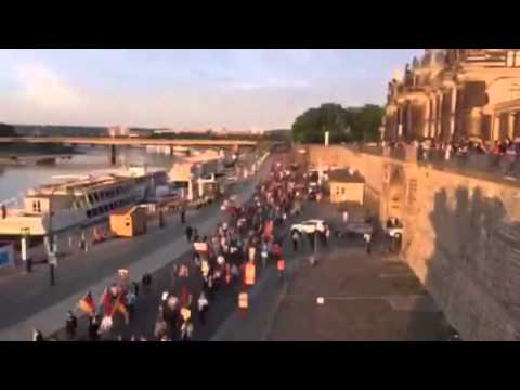 Youtube: PEGIDA-Dremo im Zeitraffer auf dem Terrassenufer Dresden am 18.05.2015