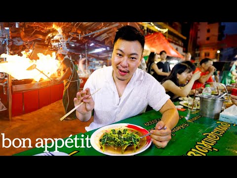 Youtube: We Tried Bangkok’s Explosive Fire Wok Stir Fry  | Street Eats | Bon Appétit
