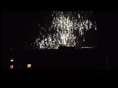 Youtube: ‘White rain’: Donetsk residents record alleged phosphorus shelling