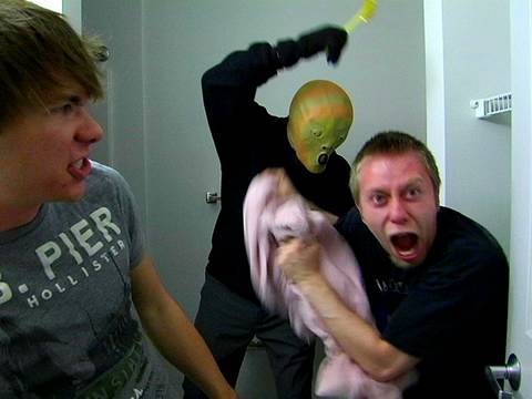 Youtube: The Screamer (A Makemebad Halloween)