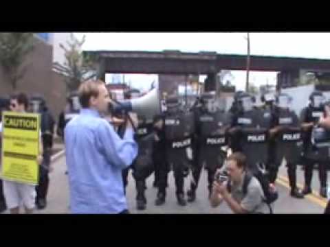 Youtube: WeAreChange vs Riot Squad @ G20 9/24/09