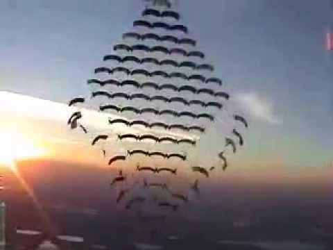 Youtube: Formação de Paraquedas