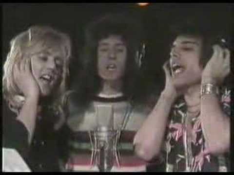 Youtube: Queen- Somebody to Love