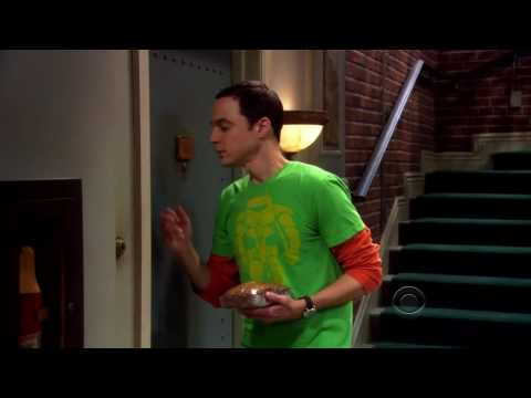 Youtube: The Big Bang Theory - Sheldon's Knocking