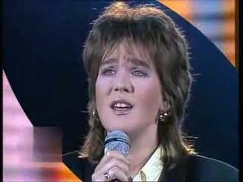 Youtube: Juliane Werding - Stimmen im Wind 1986