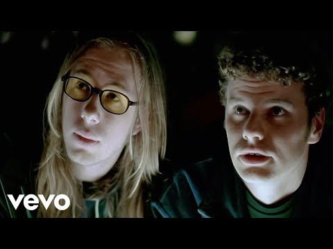 Youtube: The Chemical Brothers - Block Rockin' Beats (Official Music Video)