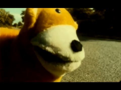 Youtube: Mr Oizo - M Seq (Official Video by Quentin Dupieux - 1998  - F Communications )