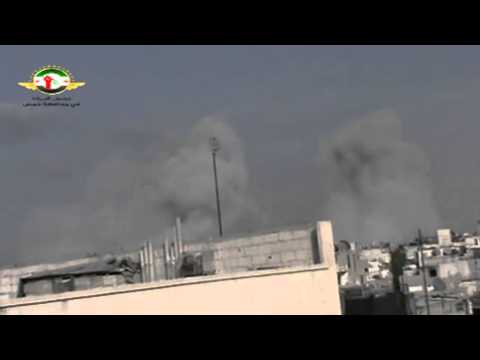 Youtube: قصف عنيف جدا على حي الخالدية بحمص المحاصرة وإنفجارات هائلة جدا صباح اليوم  6 10 2012