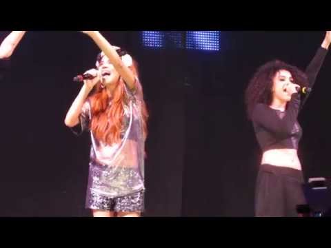 Youtube: Neon Jungle - Can't Stop The Love - Radio City Christmas Live 2014