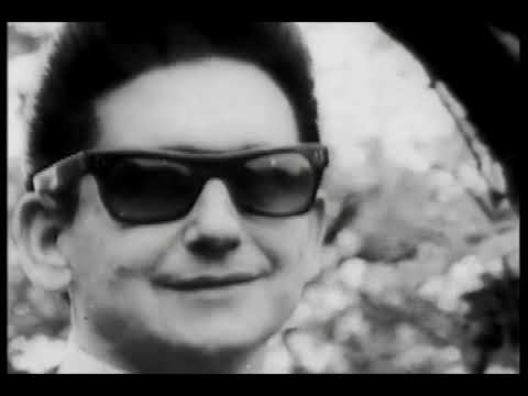 Youtube: Oh, Pretty Woman - Roy Orbison
