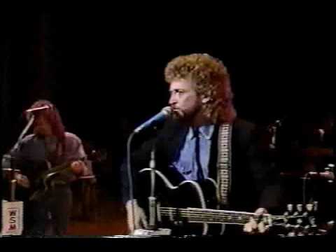 Youtube: Keith Whitley-"Don't Close Your Eyes"-1988 (1st Performance of song on Opry)