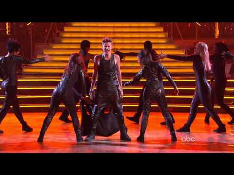 Youtube: Justin Bieber Performs "As Long As You Love Me" LIVE On Dancing With The Stars - 9/25/2012 (IN HD)