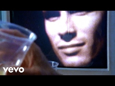 Youtube: Jeff Buckley - Everybody Here Wants You
