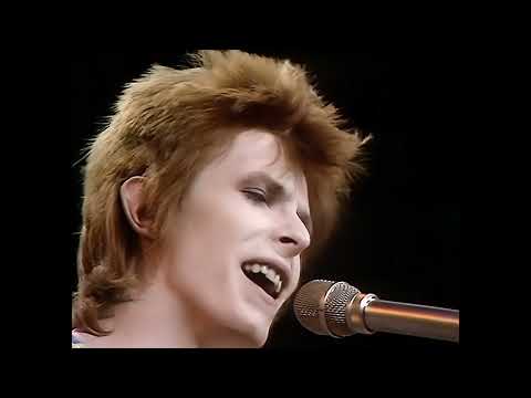 Youtube: David Bowie - Starman (Top Of The Pops, 1972)