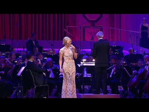 Youtube: Helene Fischer | Stille Nacht (Live aus der Hofburg Wien)