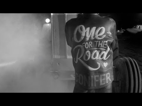 Youtube: Arctic Monkeys - One For The Road (Official Video)