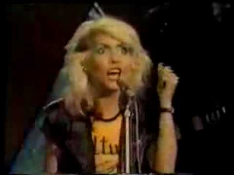 Youtube: Blondie-Hanging on the telephone