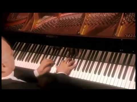 Youtube: Beethoven | Piano Sonata No. 14 "Moonlight" in C sharp minor | Daniel Barenboim