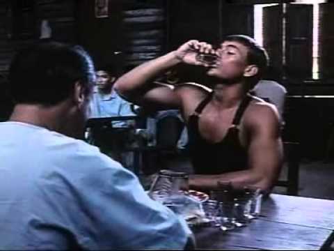 Youtube: Van Damme in Fistboxer