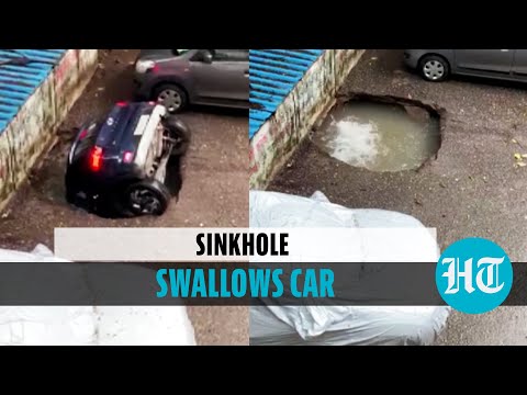 Youtube: Watch: Car sinks in Mumbai parking lot sinkhole after heavy rains